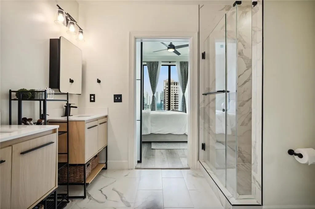 3445 Stratford Road Ne Unit 2504, Atlanta, Georgia 30326, 2 Bedrooms Bedrooms, ,2 BathroomsBathrooms,Residential,For Sale,3445 Stratford Road Ne Unit 2504,7546229