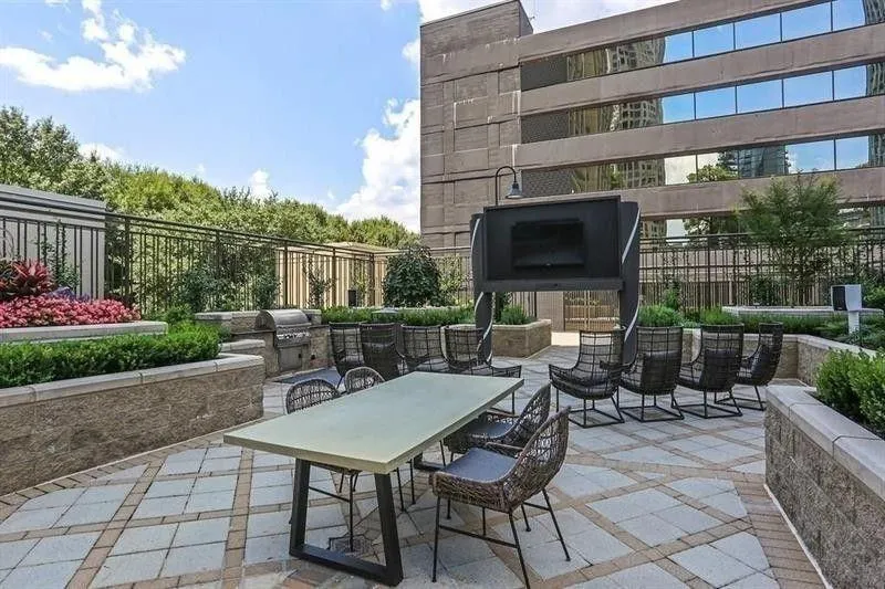 3445 Stratford Road Ne Unit 2504, Atlanta, Georgia 30326, 2 Bedrooms Bedrooms, ,2 BathroomsBathrooms,Residential,For Sale,3445 Stratford Road Ne Unit 2504,7546229