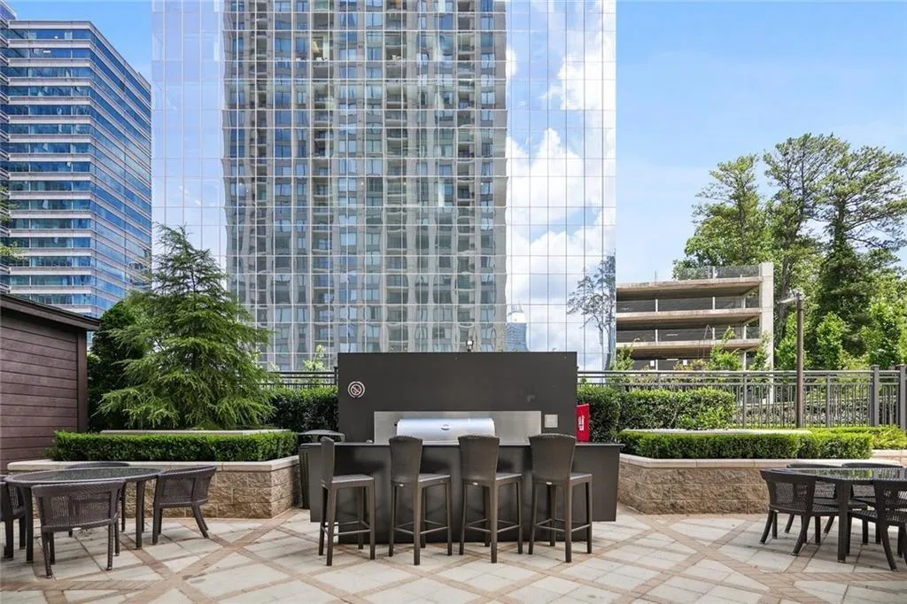 3445 Stratford Road Ne Unit 2504, Atlanta, Georgia 30326, 2 Bedrooms Bedrooms, ,2 BathroomsBathrooms,Residential,For Sale,3445 Stratford Road Ne Unit 2504,7546229