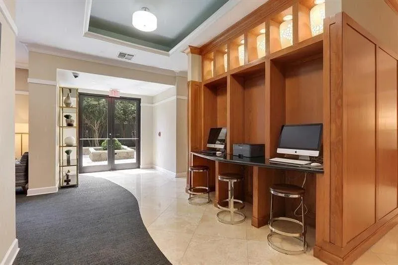 3445 Stratford Road Ne Unit 2504, Atlanta, Georgia 30326, 2 Bedrooms Bedrooms, ,2 BathroomsBathrooms,Residential,For Sale,3445 Stratford Road Ne Unit 2504,7546229