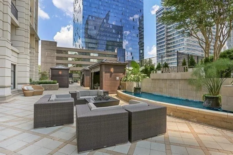 3445 Stratford Road Ne Unit 2504, Atlanta, Georgia 30326, 2 Bedrooms Bedrooms, ,2 BathroomsBathrooms,Residential,For Sale,3445 Stratford Road Ne Unit 2504,7546229