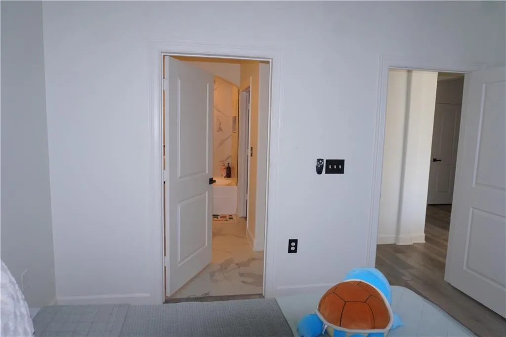 3445 Stratford Road Ne Unit 2504, Atlanta, Georgia 30326, 2 Bedrooms Bedrooms, ,2 BathroomsBathrooms,Residential,For Sale,3445 Stratford Road Ne Unit 2504,7546229