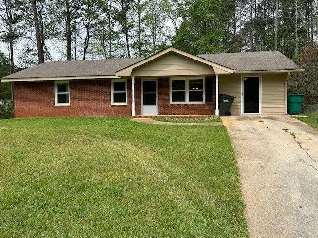 105 Longstreet Circle, Oxford, Georgia 30054