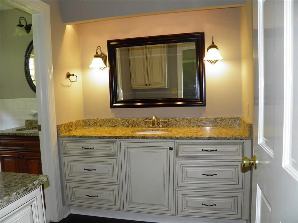 6280 Riverwood Drive, Atlanta, Georgia 30328, 4 Bedrooms Bedrooms, ,3 BathroomsBathrooms,Residential,Sold,6280 Riverwood Drive,5919873