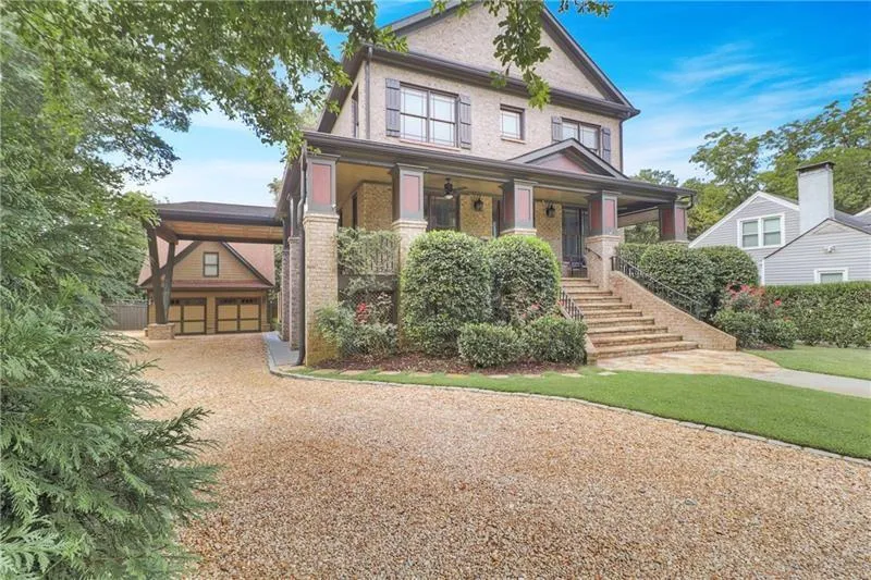 1217 Oglethorpe Avenue, Brookhaven, Georgia 30319, 4 Bedrooms Bedrooms, ,4 BathroomsBathrooms,Residential,Sold,1217 Oglethorpe Avenue,6106355