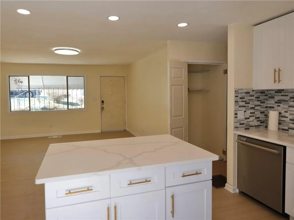 2422 Clarissa Drive Nw, Atlanta, Georgia 30318, 3 Bedrooms Bedrooms, ,1 BathroomBathrooms,Residential,For Sale,2422 Clarissa Drive Nw,7536786
