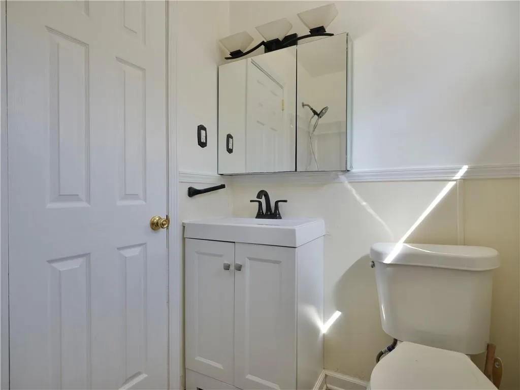 2422 Clarissa Drive Nw, Atlanta, Georgia 30318, 3 Bedrooms Bedrooms, ,1 BathroomBathrooms,Residential,For Sale,2422 Clarissa Drive Nw,7536786