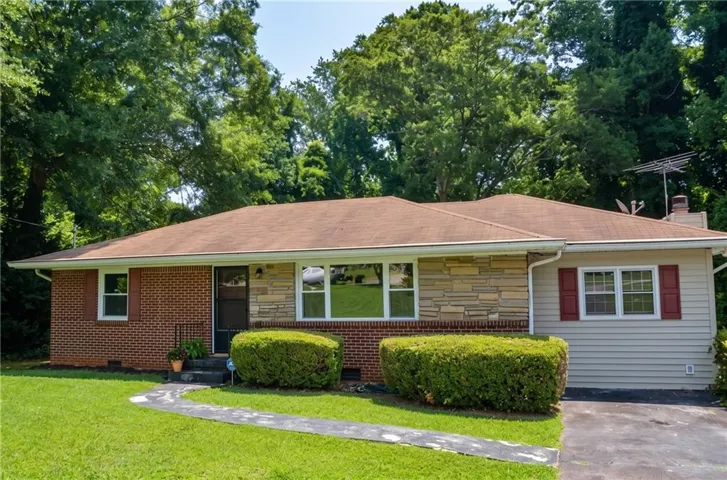 128 Peachtree Circle Se, Marietta, Georgia 30060