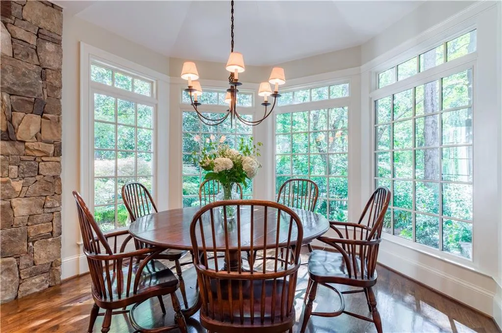 2167 W Wesley Road Nw, Atlanta, Georgia 30327, 5 Bedrooms Bedrooms, ,4 BathroomsBathrooms,Residential,For Sale,2167 W Wesley Road Nw,7655633