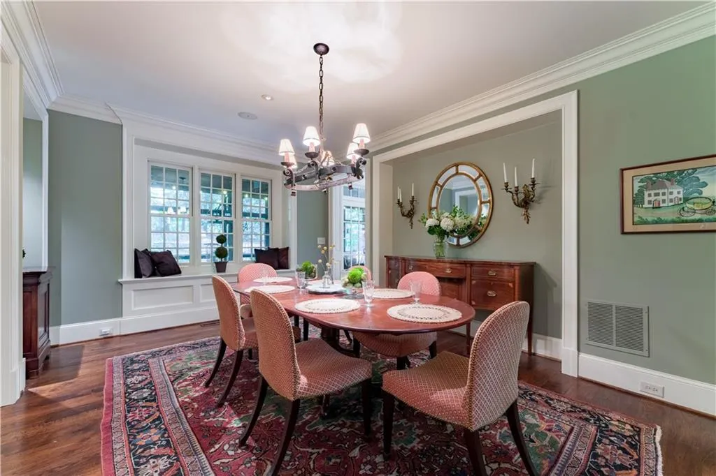 2167 W Wesley Road Nw, Atlanta, Georgia 30327, 5 Bedrooms Bedrooms, ,4 BathroomsBathrooms,Residential,For Sale,2167 W Wesley Road Nw,7655633