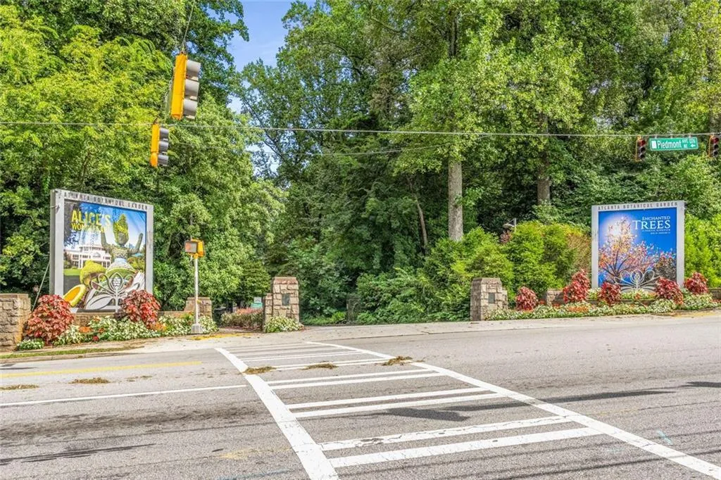 1156 Piedmont Avenue Ne Unit A4, Atlanta, Georgia 30309, 2 Bedrooms Bedrooms, ,2 BathroomsBathrooms,Residential,For Sale,1156 Piedmont Avenue Ne Unit A4,7634188