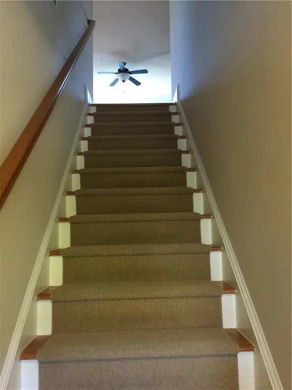 871 Perennial Drive, Atlanta, Georgia 30328, 3 Bedrooms Bedrooms, ,2 BathroomsBathrooms,Residential,Sold,871 Perennial Drive,5670242