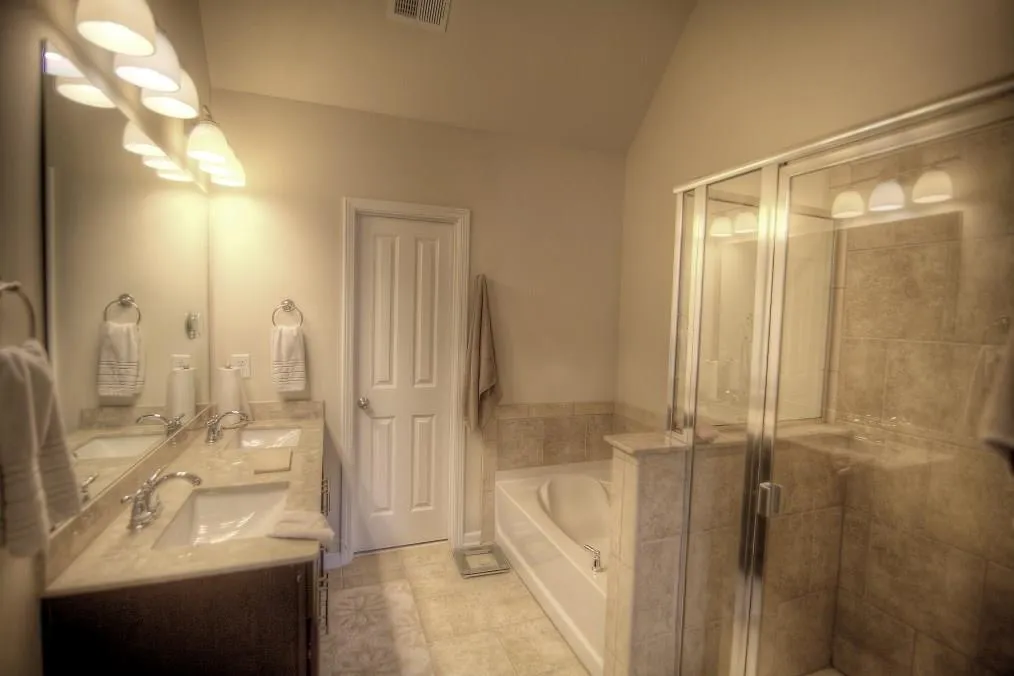 7505 Highland Bluff Unit 7505, Sandy Springs, Georgia 30328, 3 Bedrooms Bedrooms, ,3 BathroomsBathrooms,Residential,Sold,7505 Highland Bluff Unit 7505,5695517