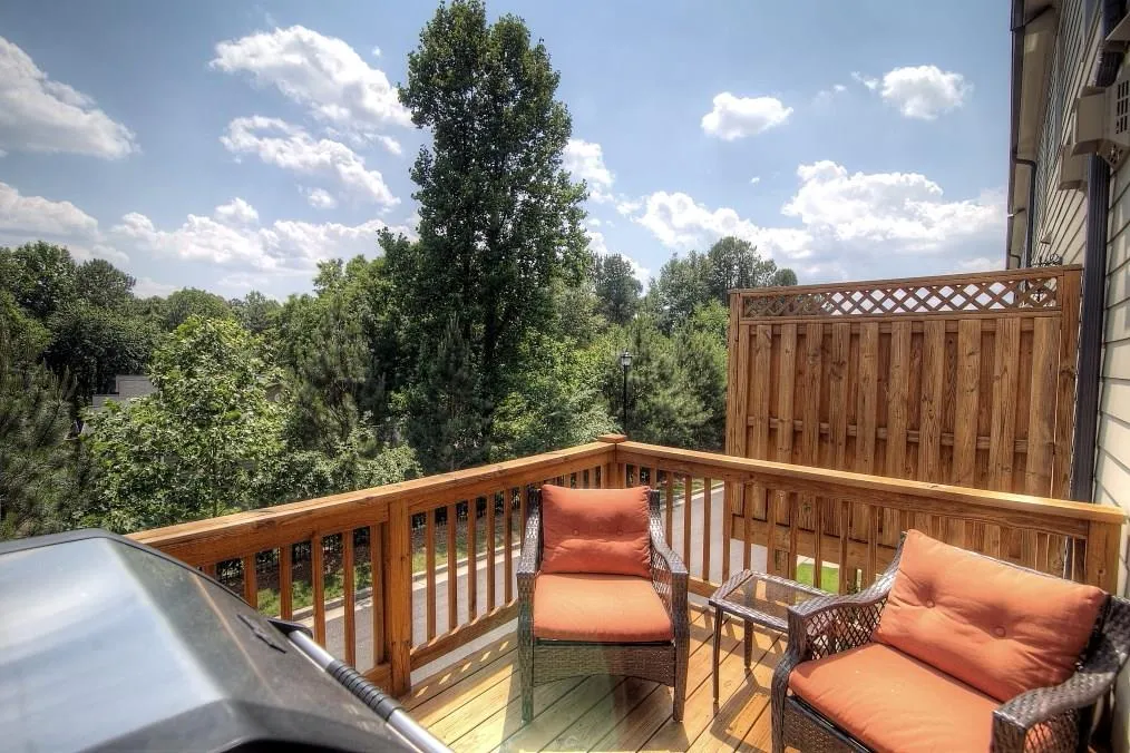 7505 Highland Bluff Unit 7505, Sandy Springs, Georgia 30328, 3 Bedrooms Bedrooms, ,3 BathroomsBathrooms,Residential,Sold,7505 Highland Bluff Unit 7505,5695517