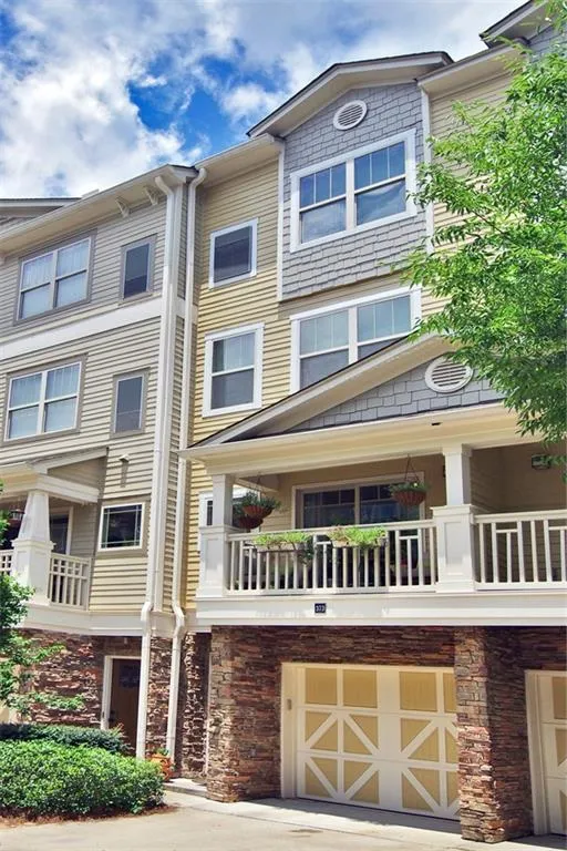 216 Semel Circle Nw Unit 373, Atlanta, Georgia 30309, 2 Bedrooms Bedrooms, ,1 BathroomBathrooms,Residential,Sold,216 Semel Circle Nw Unit 373,5716829