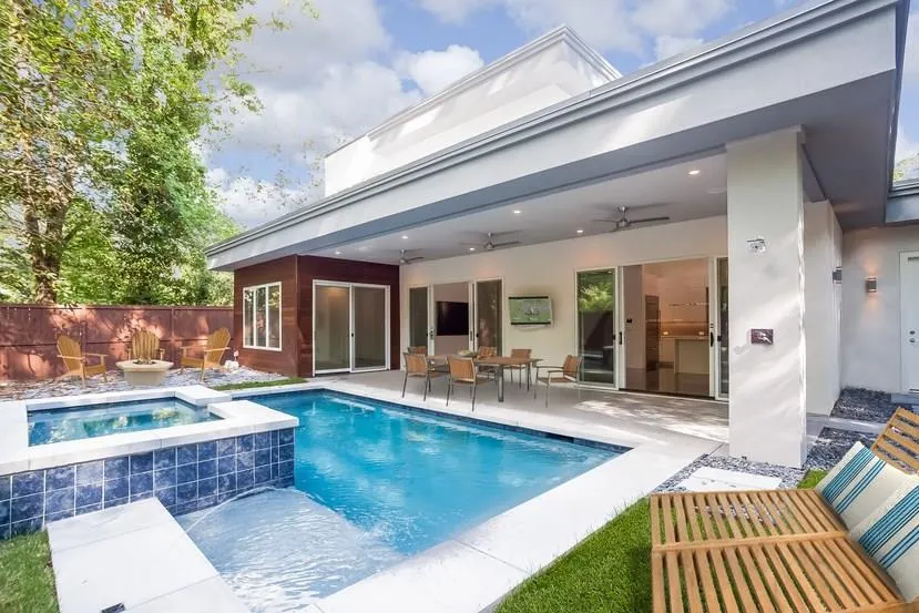 575 Windsor Parkway, Atlanta, Georgia 30342, 4 Bedrooms Bedrooms, ,4 BathroomsBathrooms,Residential,Sold,575 Windsor Parkway,5736380 575 Windsor Parkway, Atlanta, Georgia 30342, 4 Bedrooms Bedrooms, ,4 BathroomsBathrooms,Residential,Sold,575 Windsor Parkway,5736380