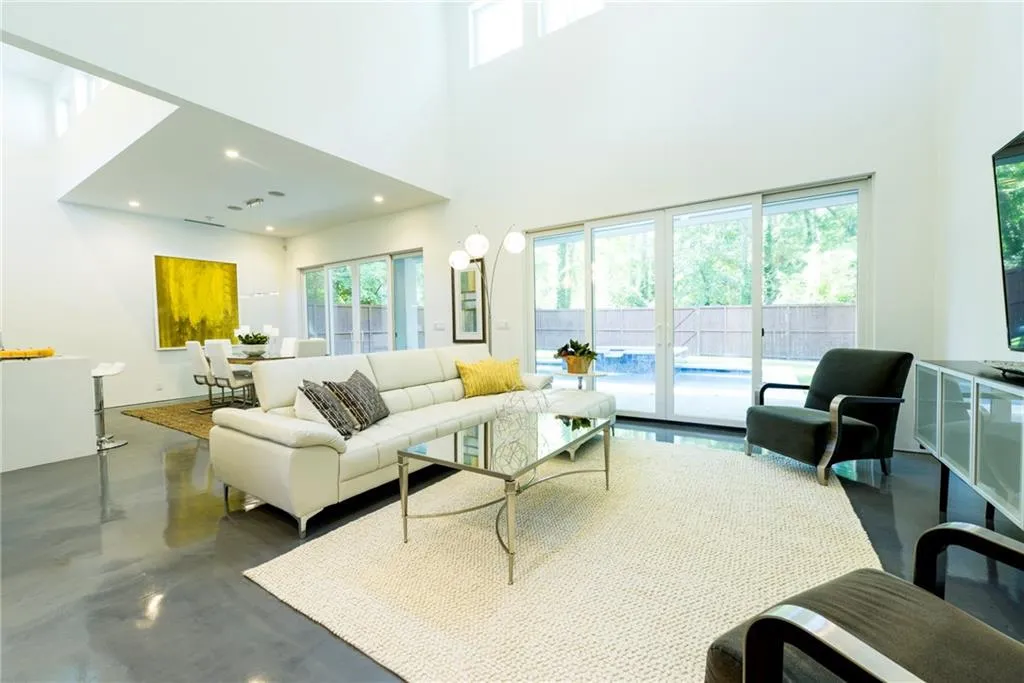 575 Windsor Parkway, Atlanta, Georgia 30342, 4 Bedrooms Bedrooms, ,4 BathroomsBathrooms,Residential,Sold,575 Windsor Parkway,5736380 575 Windsor Parkway, Atlanta, Georgia 30342, 4 Bedrooms Bedrooms, ,4 BathroomsBathrooms,Residential,Sold,575 Windsor Parkway,5736380