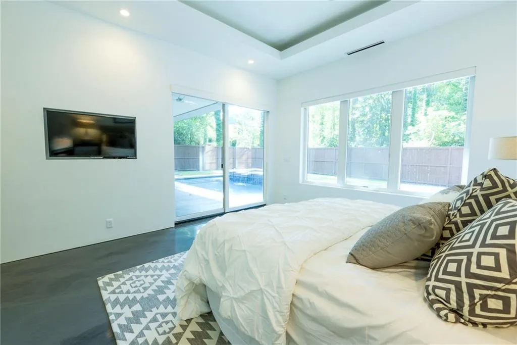 575 Windsor Parkway, Atlanta, Georgia 30342, 4 Bedrooms Bedrooms, ,4 BathroomsBathrooms,Residential,Sold,575 Windsor Parkway,5736380 575 Windsor Parkway, Atlanta, Georgia 30342, 4 Bedrooms Bedrooms, ,4 BathroomsBathrooms,Residential,Sold,575 Windsor Parkway,5736380