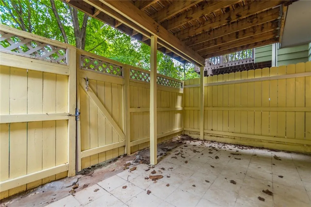 74 Goldrush Circle, Sandy Springs, Georgia 30328, 3 Bedrooms Bedrooms, ,3 BathroomsBathrooms,Residential,Sold,74 Goldrush Circle,6605278