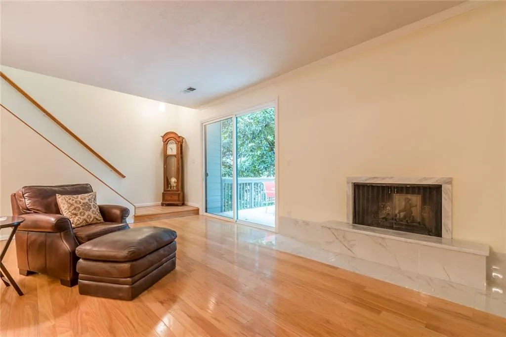 74 Goldrush Circle, Sandy Springs, Georgia 30328, 3 Bedrooms Bedrooms, ,3 BathroomsBathrooms,Residential,Sold,74 Goldrush Circle,6605278