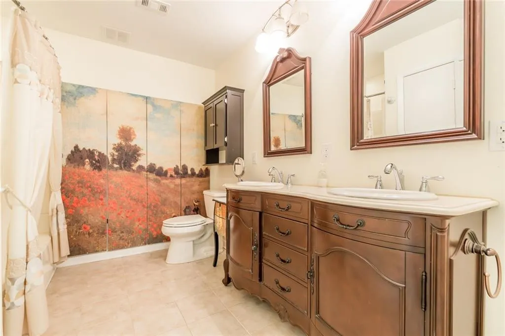 74 Goldrush Circle, Sandy Springs, Georgia 30328, 3 Bedrooms Bedrooms, ,3 BathroomsBathrooms,Residential,Sold,74 Goldrush Circle,6605278