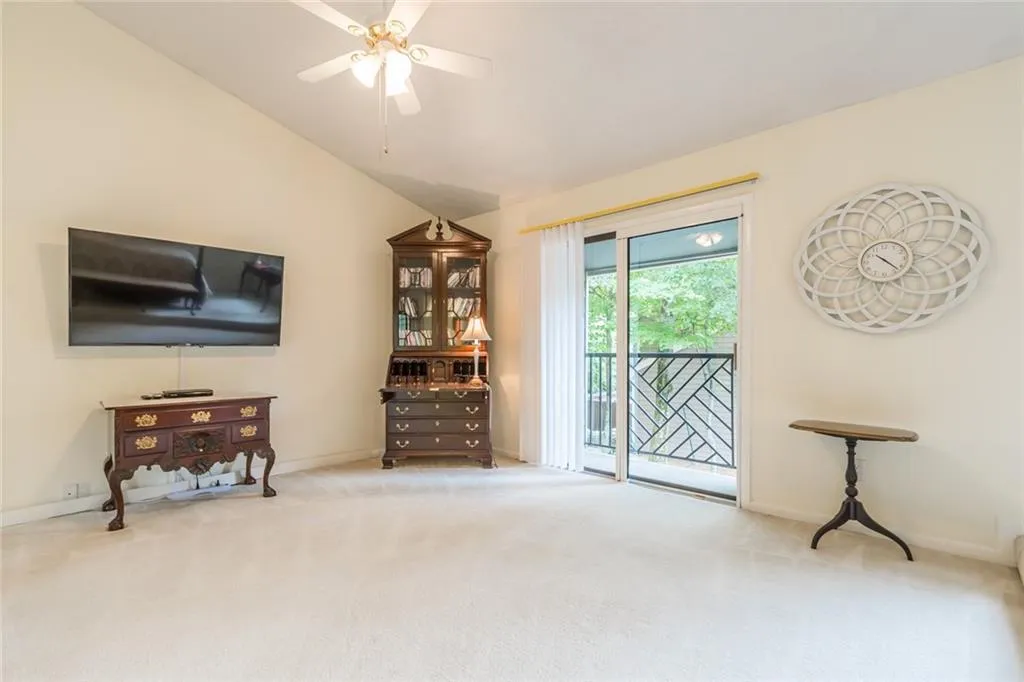 74 Goldrush Circle, Sandy Springs, Georgia 30328, 3 Bedrooms Bedrooms, ,3 BathroomsBathrooms,Residential,Sold,74 Goldrush Circle,6605278