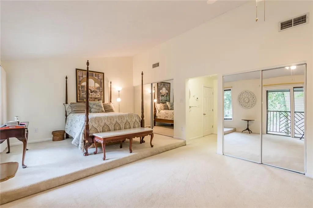 74 Goldrush Circle, Sandy Springs, Georgia 30328, 3 Bedrooms Bedrooms, ,3 BathroomsBathrooms,Residential,Sold,74 Goldrush Circle,6605278