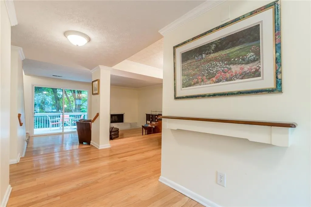 74 Goldrush Circle, Sandy Springs, Georgia 30328, 3 Bedrooms Bedrooms, ,3 BathroomsBathrooms,Residential,Sold,74 Goldrush Circle,6605278