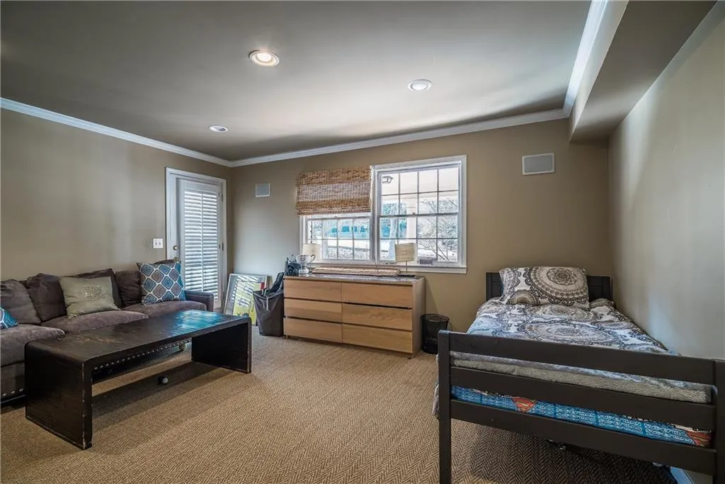 5245 Kenbrook Way, Sandy Springs, Georgia 30327, 4 Bedrooms Bedrooms, ,3 BathroomsBathrooms,Residential,Sold,5245 Kenbrook Way,5943699