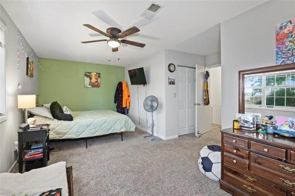 6900 Roswell Road Unit F12, Atlanta, Georgia 30328, 2 Bedrooms Bedrooms, ,2 BathroomsBathrooms,Residential,Sold,6900 Roswell Road Unit F12,7042771