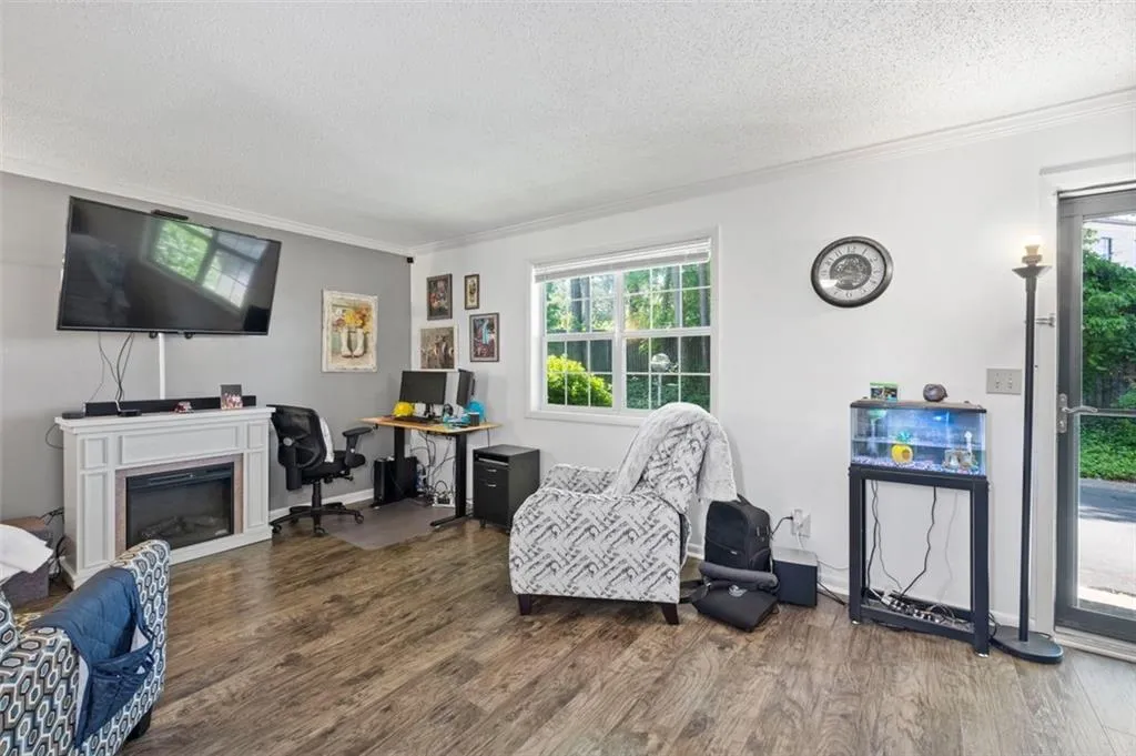 6900 Roswell Road Unit F12, Atlanta, Georgia 30328, 2 Bedrooms Bedrooms, ,2 BathroomsBathrooms,Residential,Sold,6900 Roswell Road Unit F12,7042771
