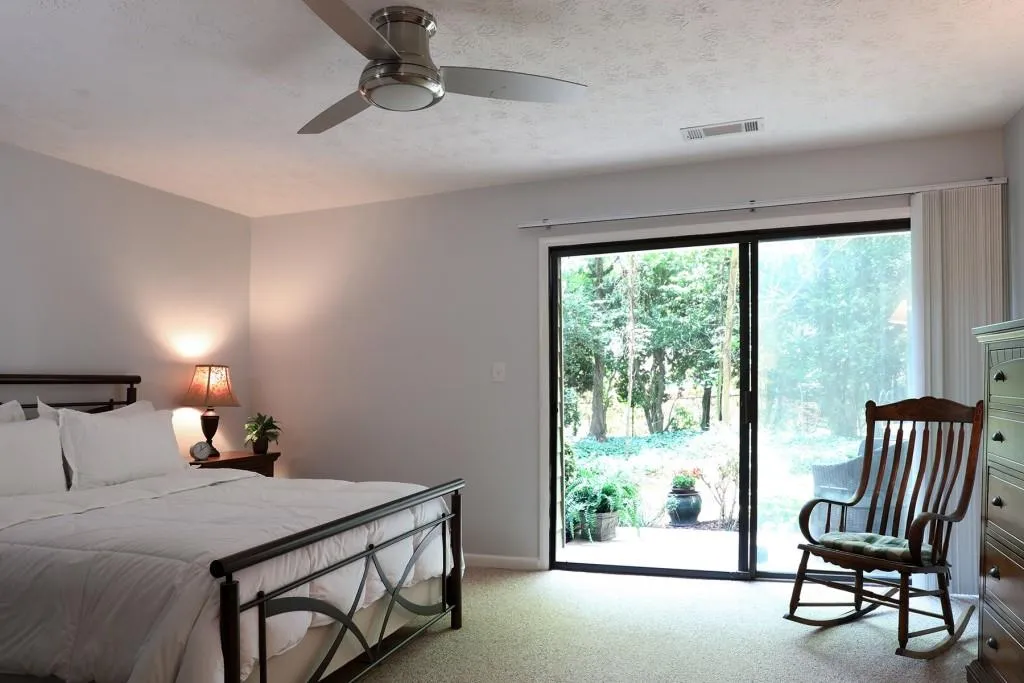 96 Goldrush Circle Unit 96, Sandy Springs, Georgia 30328, 3 Bedrooms Bedrooms, ,3 BathroomsBathrooms,Residential,Sold,96 Goldrush Circle Unit 96,7225241