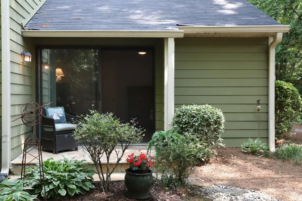 96 Goldrush Circle Unit 96, Sandy Springs, Georgia 30328, 3 Bedrooms Bedrooms, ,3 BathroomsBathrooms,Residential,Sold,96 Goldrush Circle Unit 96,7225241