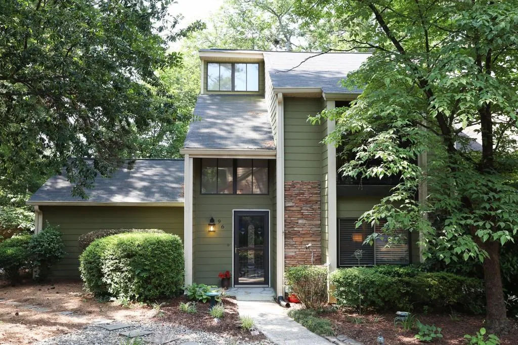 96 Goldrush Circle Unit 96, Sandy Springs, Georgia 30328, 3 Bedrooms Bedrooms, ,3 BathroomsBathrooms,Residential,Sold,96 Goldrush Circle Unit 96,7225241