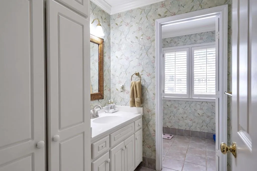 2190 Stephen Long Drive Ne, Atlanta, Georgia 30305, 4 Bedrooms Bedrooms, ,3 BathroomsBathrooms,Residential,For Sale,2190 Stephen Long Drive Ne,7586197