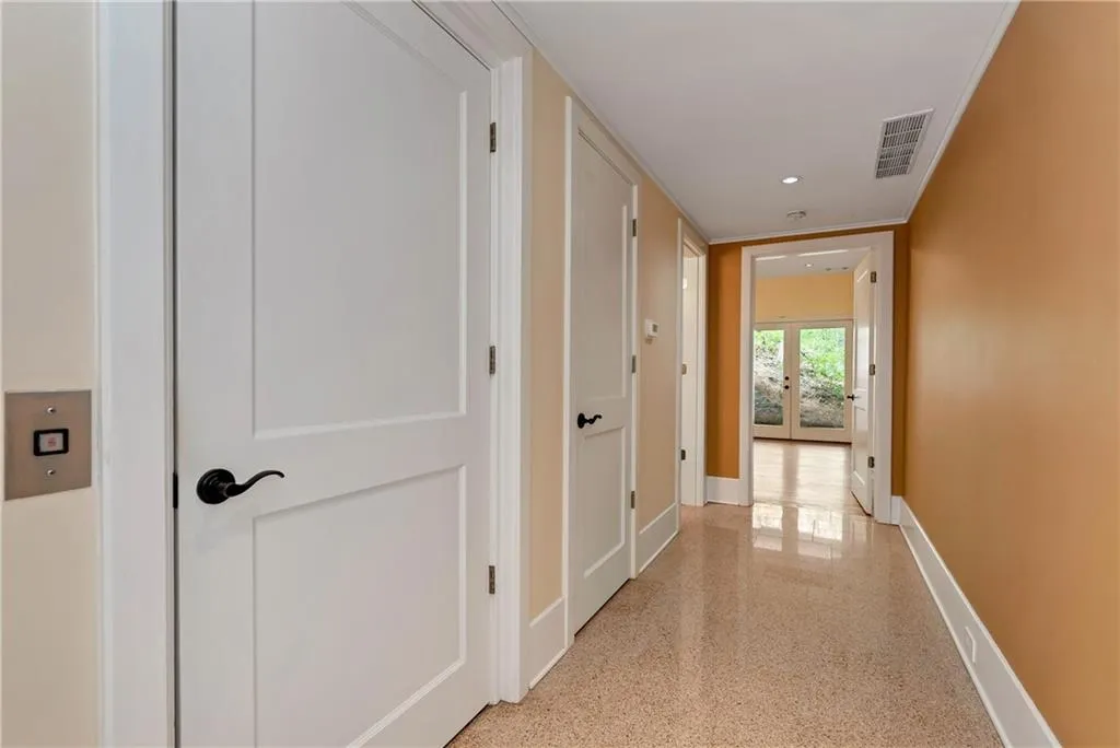 6960 Riverside Drive, Atlanta, Georgia 30328, 4 Bedrooms Bedrooms, ,3 BathroomsBathrooms,Residential,For Sale,6960 Riverside Drive,7754737