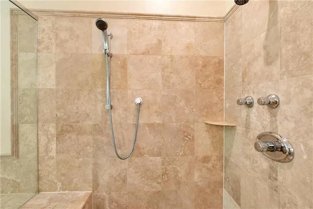 6960 Riverside Drive, Atlanta, Georgia 30328, 4 Bedrooms Bedrooms, ,3 BathroomsBathrooms,Residential,For Sale,6960 Riverside Drive,7754737