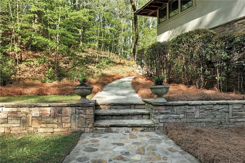 6960 Riverside Drive, Atlanta, Georgia 30328, 4 Bedrooms Bedrooms, ,3 BathroomsBathrooms,Residential,For Sale,6960 Riverside Drive,7754737