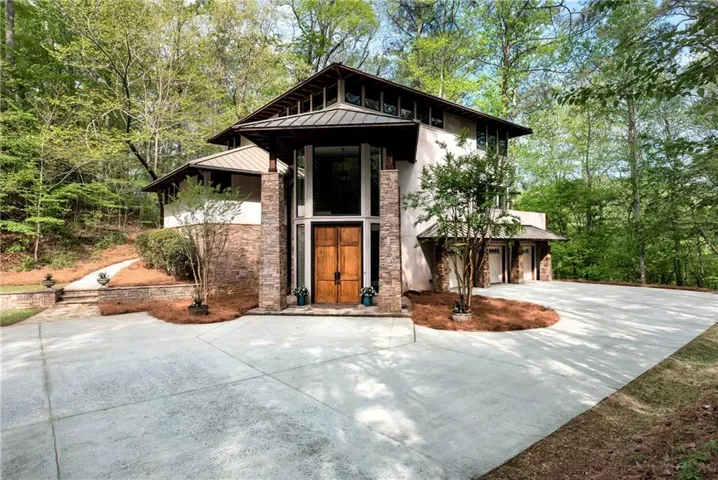 6960 Riverside Drive, Atlanta, Georgia 30328