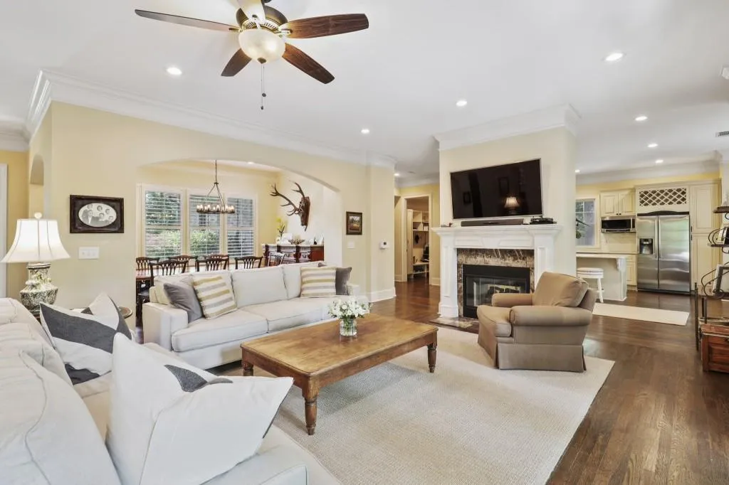 4805 Northway Drive, Atlanta, Georgia 30342, 5 Bedrooms Bedrooms, ,4 BathroomsBathrooms,Residential,Sold,4805 Northway Drive,6882662