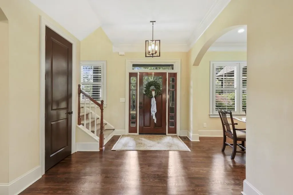 4805 Northway Drive, Atlanta, Georgia 30342, 5 Bedrooms Bedrooms, ,4 BathroomsBathrooms,Residential,Sold,4805 Northway Drive,6882662