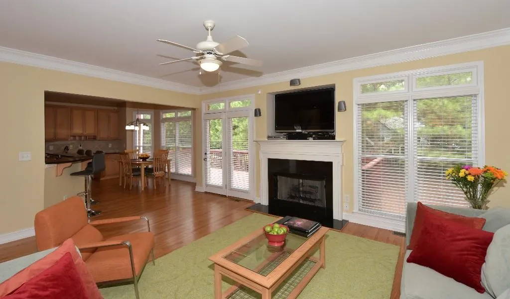 7310 Village Creek Trace, Sandy Springs, Georgia 30328, 4 Bedrooms Bedrooms, ,3 BathroomsBathrooms,Residential,Sold,7310 Village Creek Trace,5584460