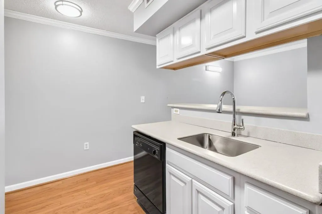 795 Hammond Drive Unit 1405, Atlanta, Georgia 30328, 1 Bedroom Bedrooms, ,1 BathroomBathrooms,Residential,For Sale,795 Hammond Drive Unit 1405,7760120