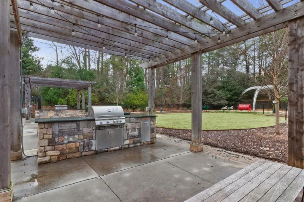 795 Hammond Drive Unit 1405, Atlanta, Georgia 30328, 1 Bedroom Bedrooms, ,1 BathroomBathrooms,Residential,For Sale,795 Hammond Drive Unit 1405,7760120
