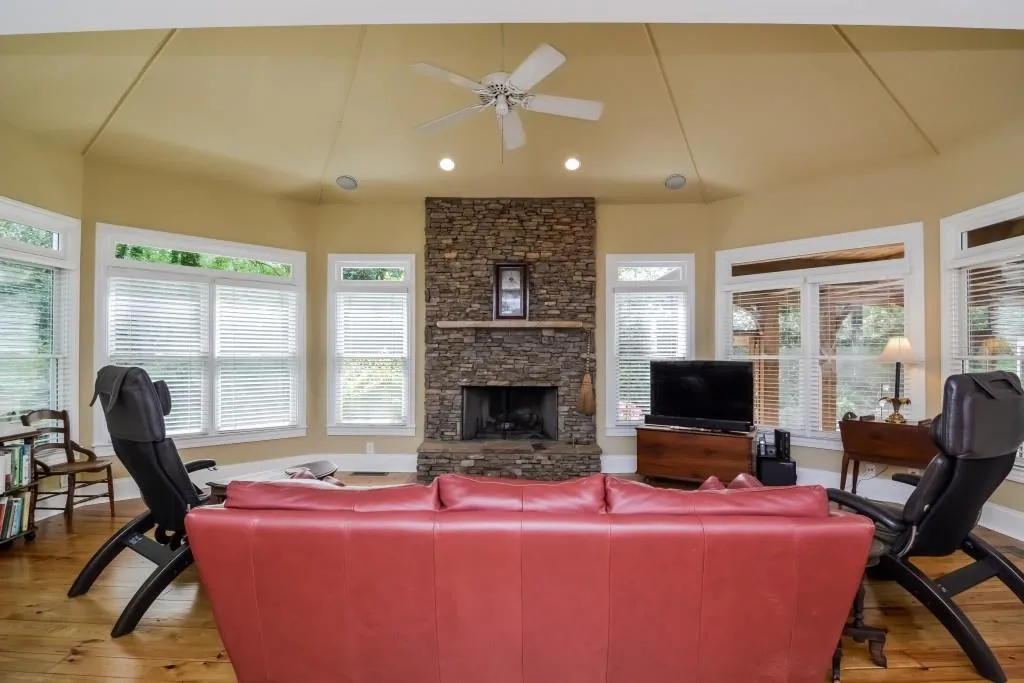 8050 Monticello Drive, Sandy Springs, Georgia 30350, 5 Bedrooms Bedrooms, ,5 BathroomsBathrooms,Residential,Sold,8050 Monticello Drive,5683277