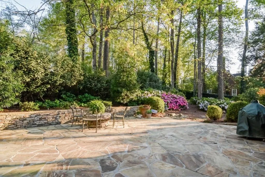 8050 Monticello Drive, Sandy Springs, Georgia 30350, 5 Bedrooms Bedrooms, ,5 BathroomsBathrooms,Residential,Sold,8050 Monticello Drive,5683277