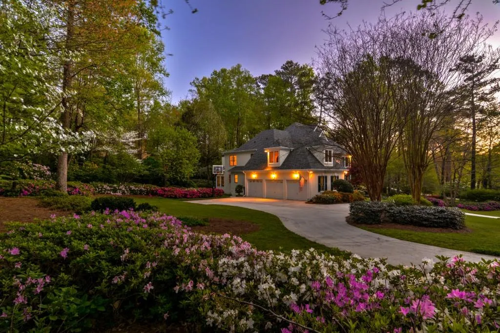 8050 Monticello Drive, Sandy Springs, Georgia 30350, 5 Bedrooms Bedrooms, ,5 BathroomsBathrooms,Residential,Sold,8050 Monticello Drive,5683277