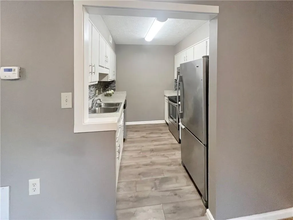 475 Mount Vernon Highway Ne Unit B216, Sandy Springs, Georgia 30328, 1 Bedroom Bedrooms, ,1 BathroomBathrooms,Residential,Sold,475 Mount Vernon Highway Ne Unit B216,7200112