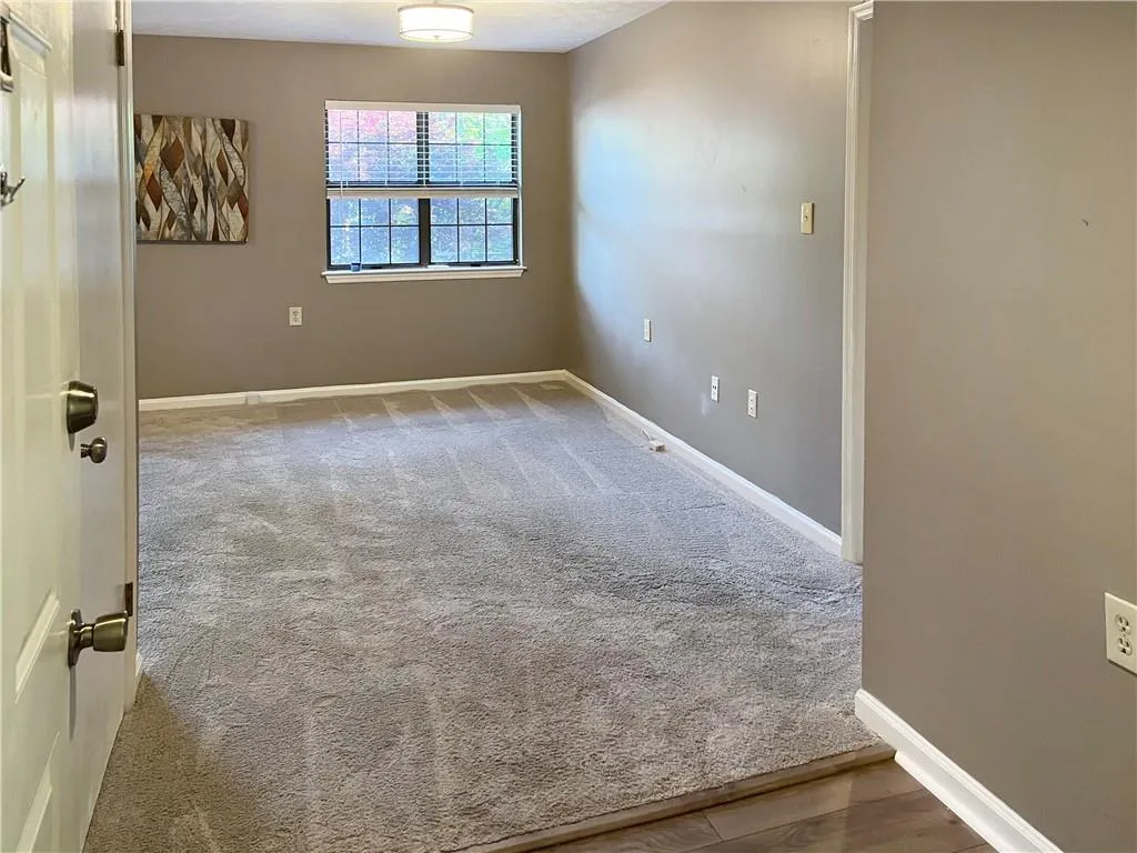 475 Mount Vernon Highway Ne Unit B216, Sandy Springs, Georgia 30328, 1 Bedroom Bedrooms, ,1 BathroomBathrooms,Residential,Sold,475 Mount Vernon Highway Ne Unit B216,7200112