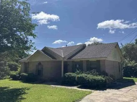 2112 Auburn Street, Tuskegee, Alabama 36083